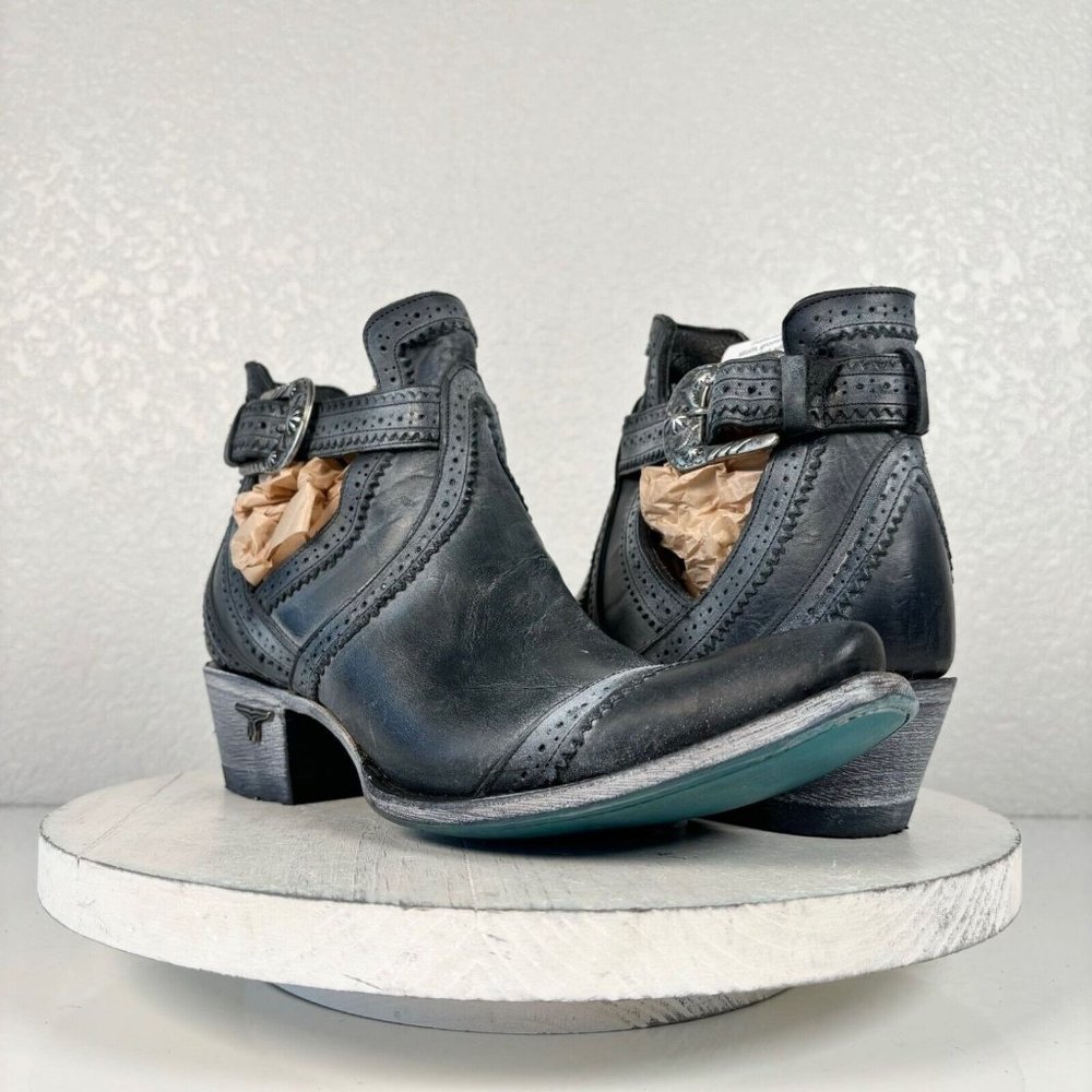 NEW Lane CAHOOTS Womens Western Ankle Boots Sz 7.5 Gray Cowboy Bootie Snip Toe